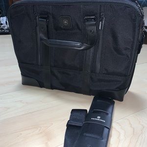 Victorinox Briefcase 😃